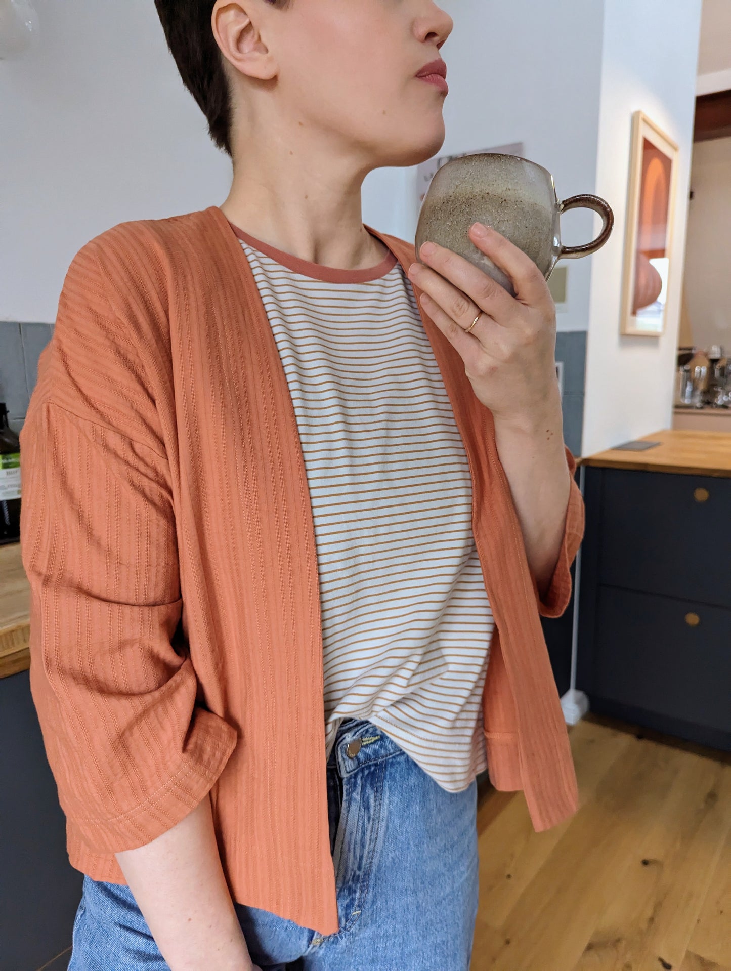 offene Jacke aus strukturierter Biobaumwolle blassorange (Größe S) VERSANDFERTIG