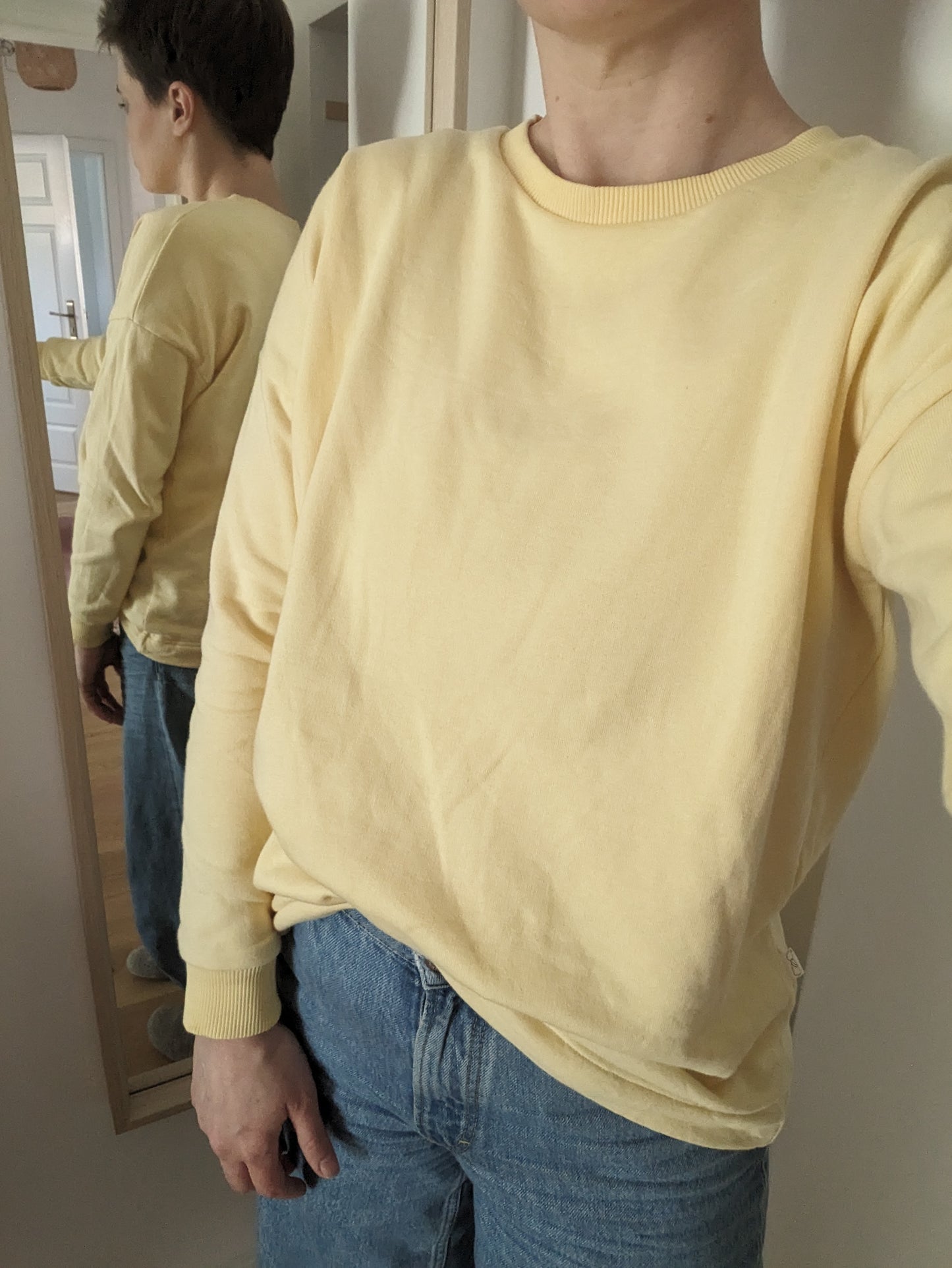 Hellgelber Sweatpulli Erwachsene