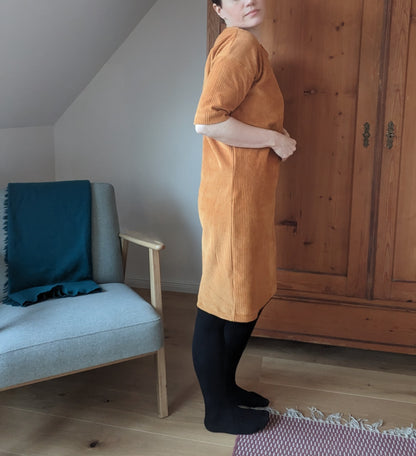 Oversize Cord Kleid Erwachsene