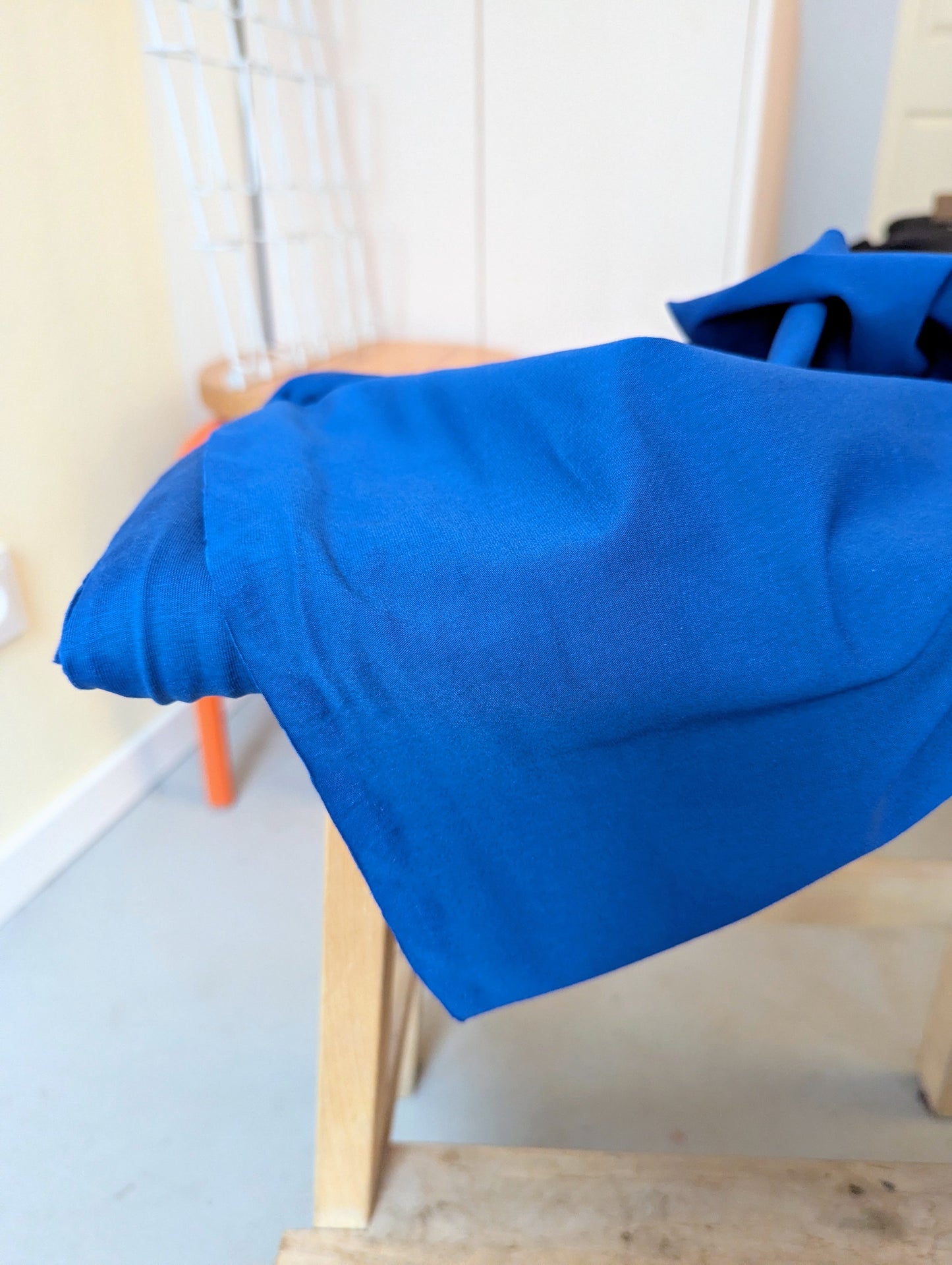 Meterware Jersey knallblau