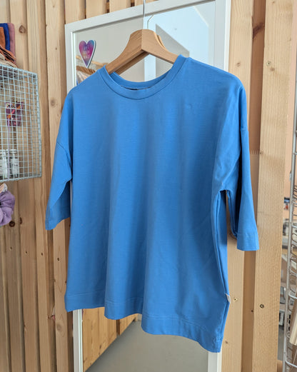 T-Shirt Erwachsene mittelblau (Größe S) VERSANDFERTIG
