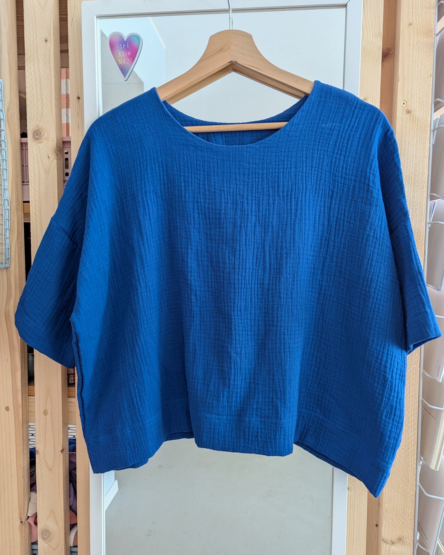 Blusenshirt aus Musselin knallblau(Größe XXL) VERSANDFERTIG
